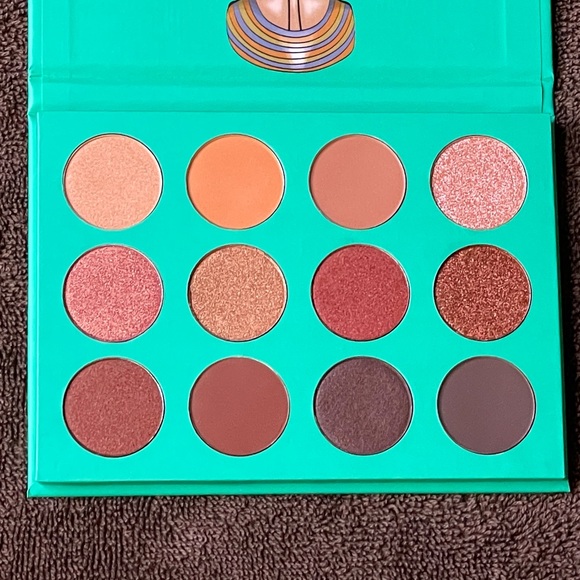 Juvias Place “The Nubian” Eyeshadow Palette and Mini Nubian DUO - Picture 3 of 12